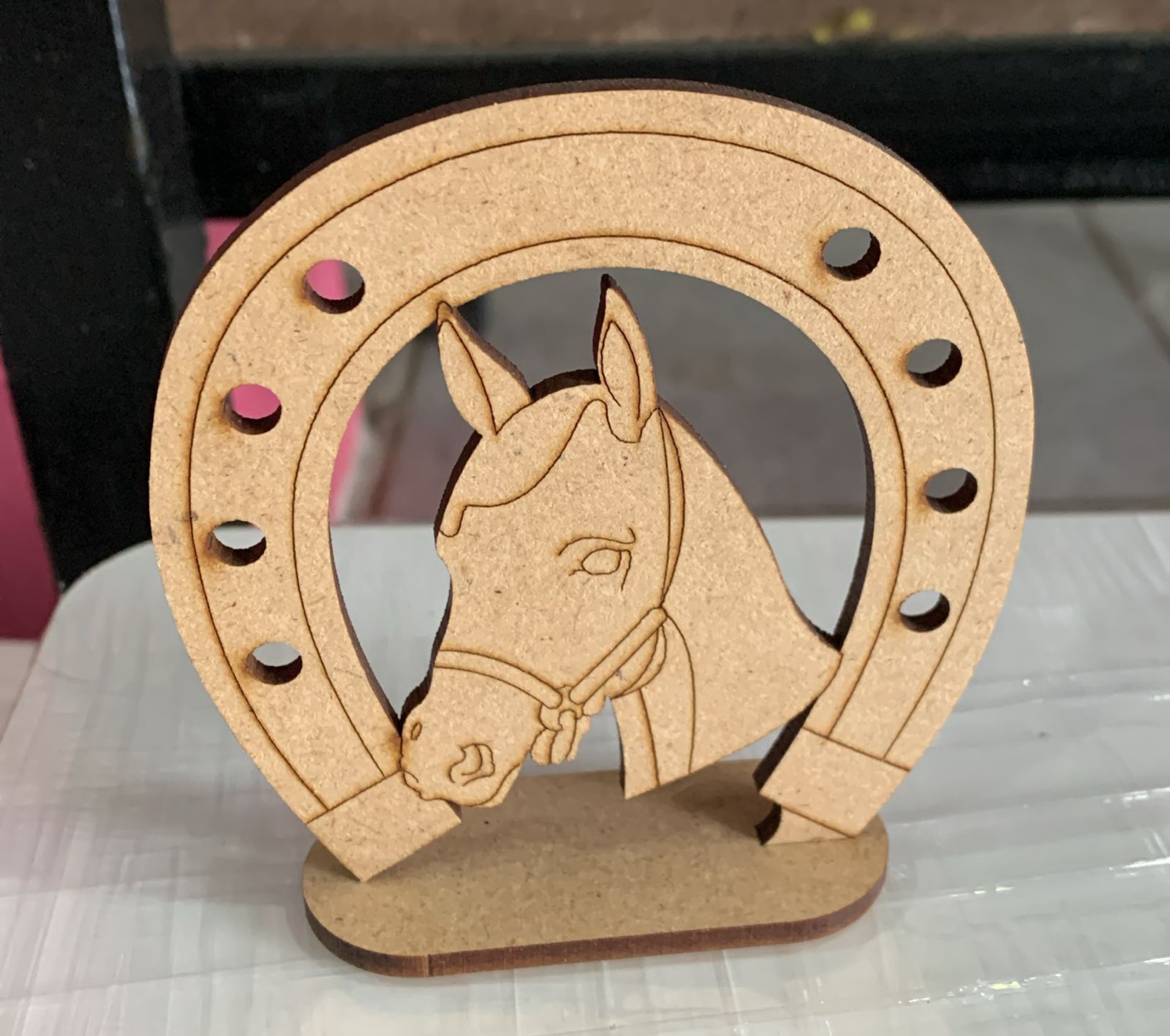 SOUVENIR CABALLO CON HERRADURA