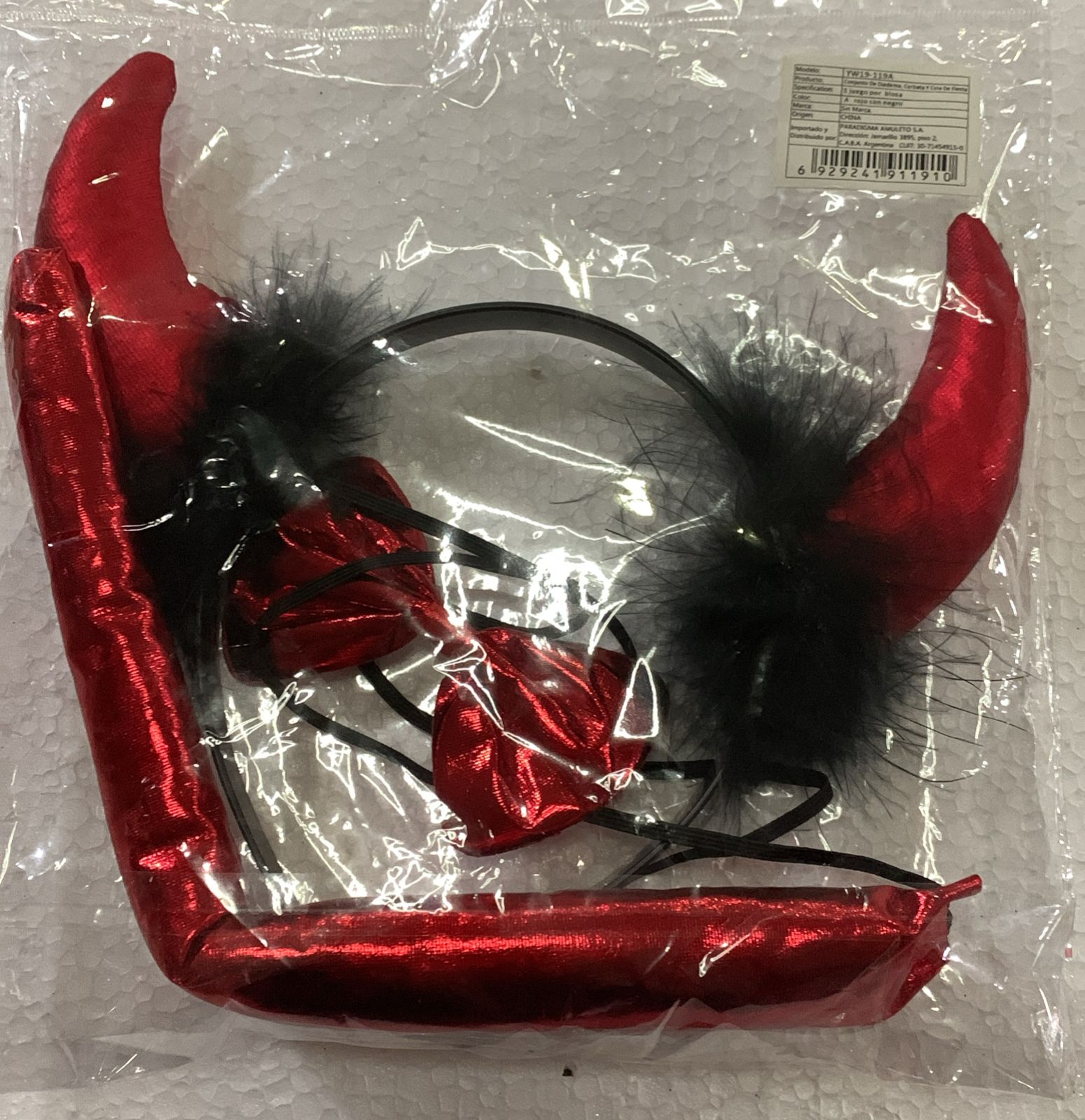 VINCHA CON CACHOS, COLA Y MOÑO CON DETALLES NEGROS