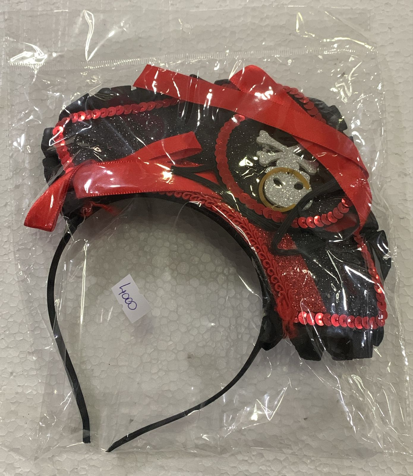 VINCHA Y PARCHE DE PIRATA COLOR ROJO